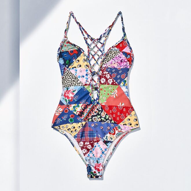 Tommy Hilfiger, €230