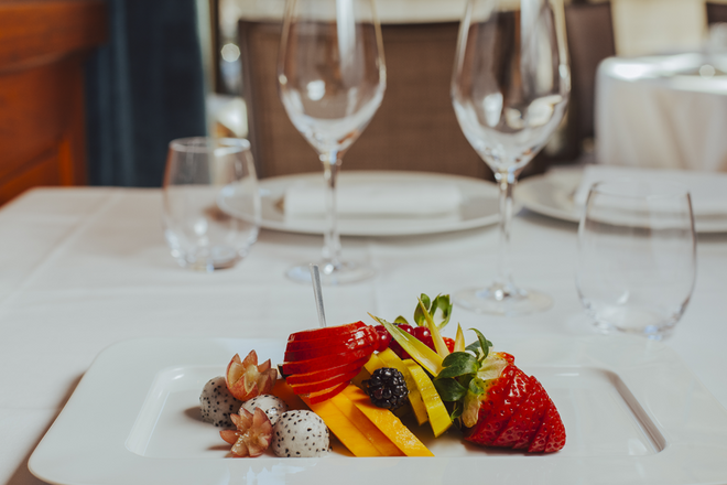 Fruta fresca da temporada, €7