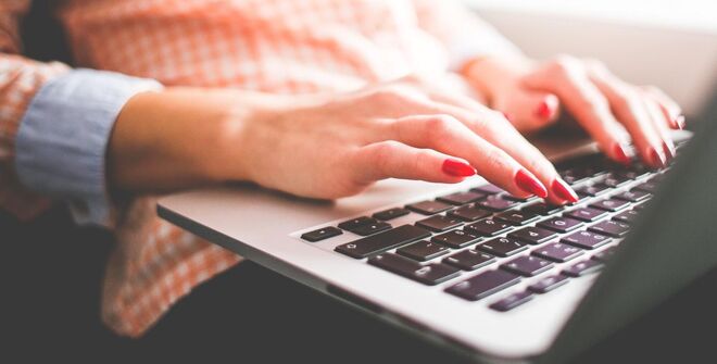 8. Recolher informação sobre o perfil dos leitores, utilizando por exemplo questionários, em troca de algo para os leitores (conteúdo especial, uma oferta de uma marca parceira, etc). A recolha desta informação será útil para a segmentação das marcas com quem venham a fazer parcerias.