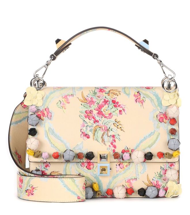 Carteira, €3800, Fendi