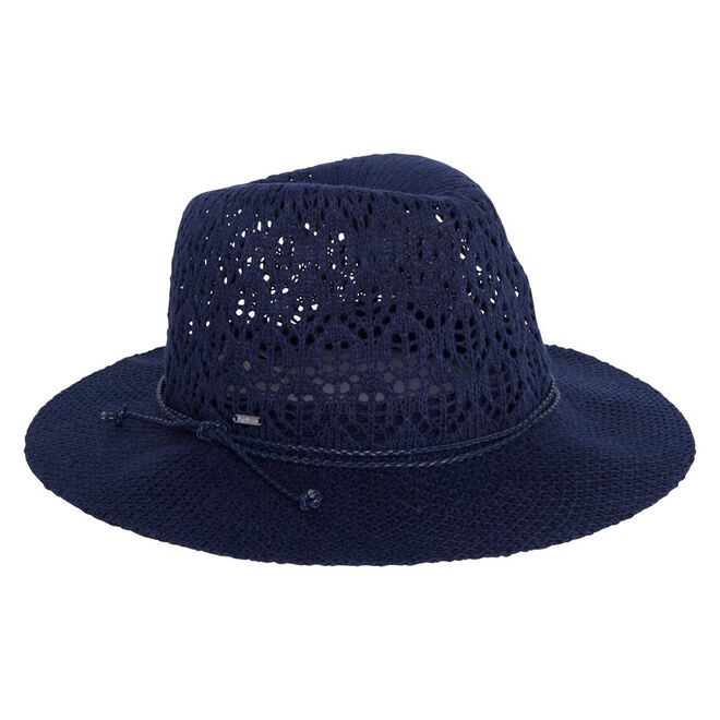 Chapéu, €30, Pepe Jeans