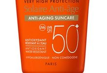 A Avène acaba de lançar um novo cuidado solar indicado para quem tem pele sensível e pretende preservar a juventude da pele. Cuidado Solar Anti-Idade SPF 50+, €21 (PVP recomendado)