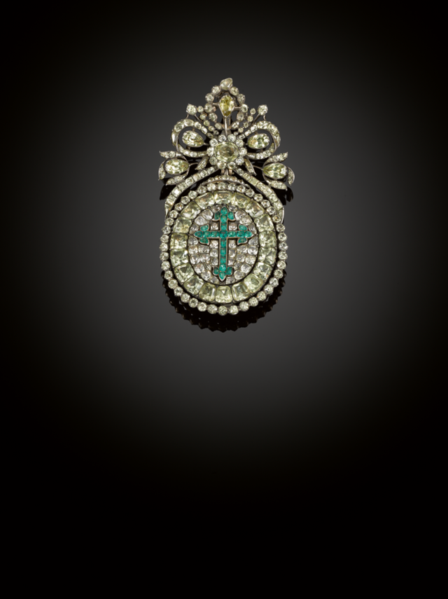 Insígnia da Ordem de São Bento de Avis, em prata, crisoberilos e vidro. Século XVIII