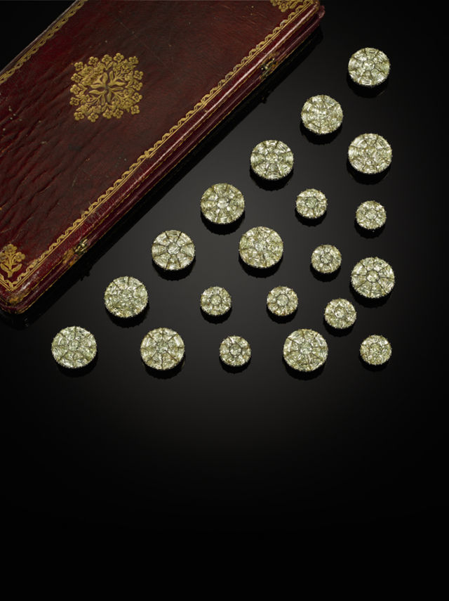 Peças da exposição Colecção S. J. Phillips - Joias de Portugal na Casa-Museu Medeiros e Almeida