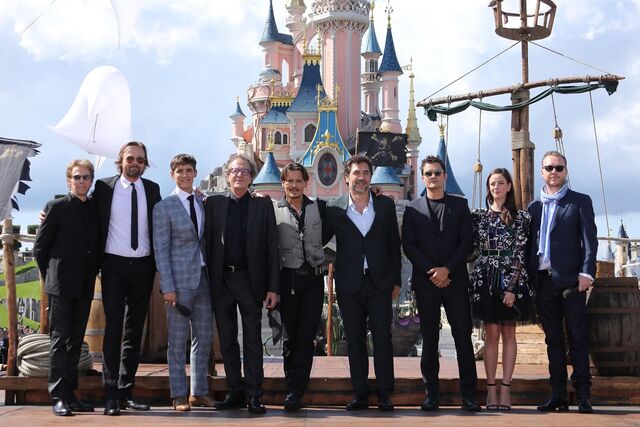 Apresentação 'Piratas das Caraíbas - Homens Mortos não Contam Histórias' na Disneyland de Paris