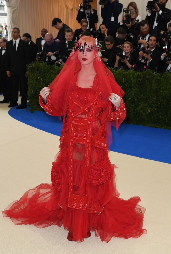  Katy Perry em Margiela