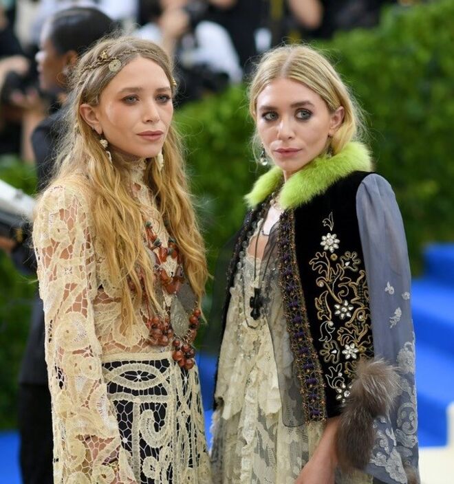 Mary-Kate & Ashley Olsen