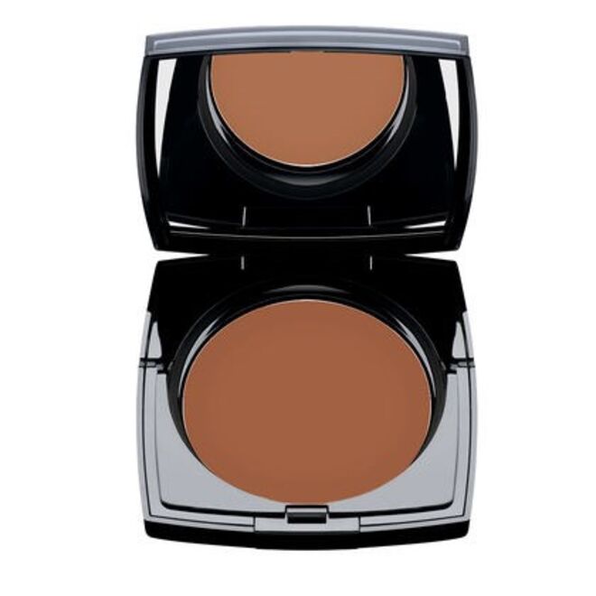 Transluecence Mattifying Silky Pressed Powder 550, €29