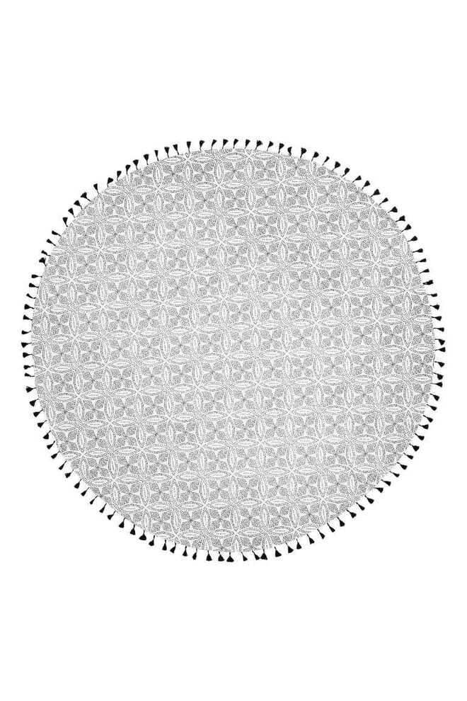 Toalha de praia redonda, €29,99, H&M 