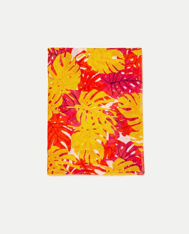 Lenço em algodão estampado floral, Swimwear Collection, €15,95, Zara