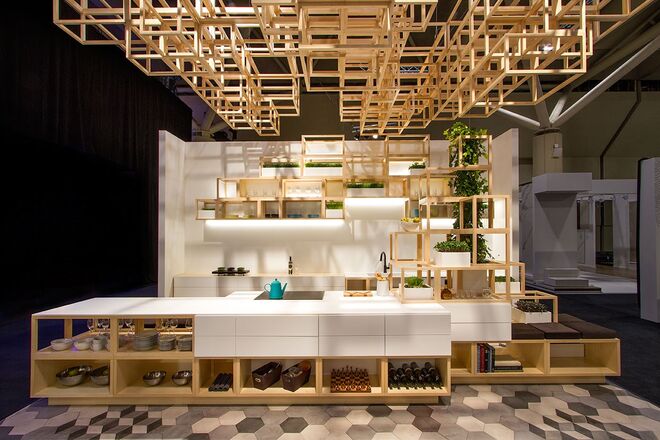 Lançamento do sistema Cubi, da Aya Kitchens, numa feira internacional