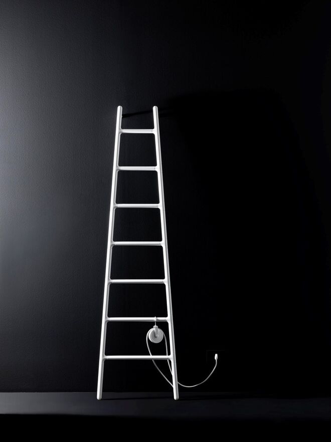 Aquecedor/secador de toalhas Scaletta, aproximadamente €700, na Tubes 