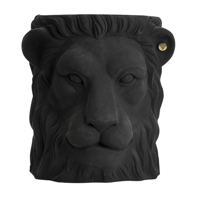 Cache-pot Black Lion, €125, na Garden Glory 
