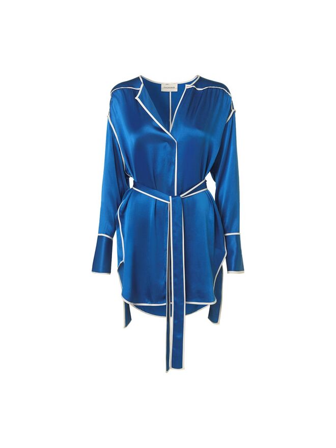 Camisa em seda, €295, By Malene Birger