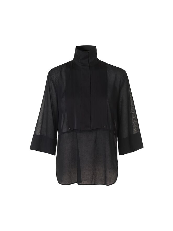 Camisola em seda, By Malene Birger (preço sob consulta)