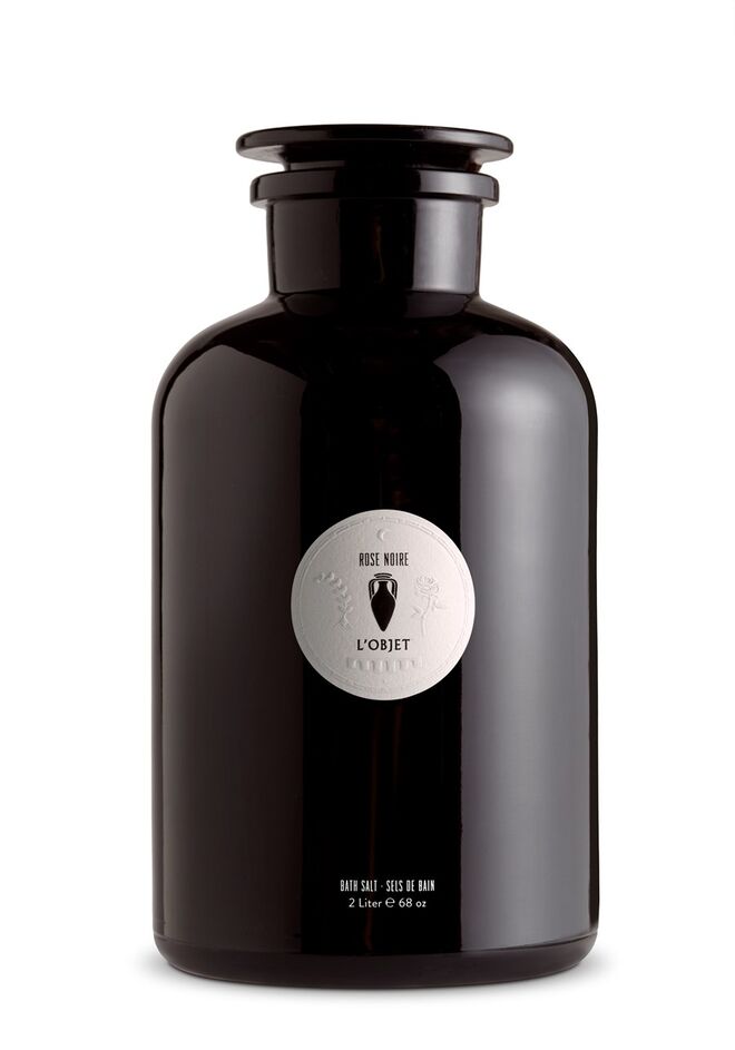 Sais de banho Rose Noire, €130, L’Object