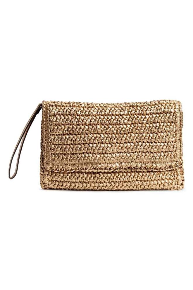 Bolsa de pallha, €14,99, H&M