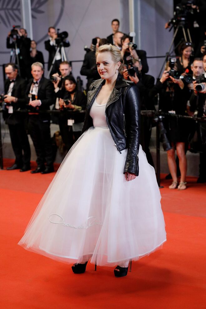 Elisabeth Moss, Oscar de la Renta