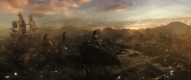 "Piratas das Caraíbas - Homens Mortos não Contam Histórias" na Disneyland de Paris