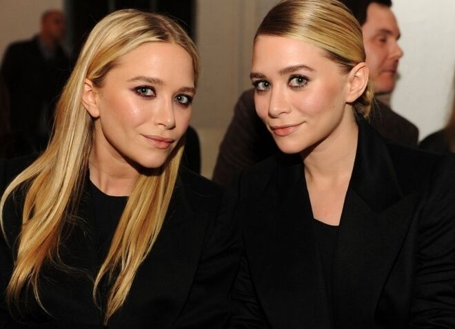 Mary-Kate Olsen & Ashley Olsen