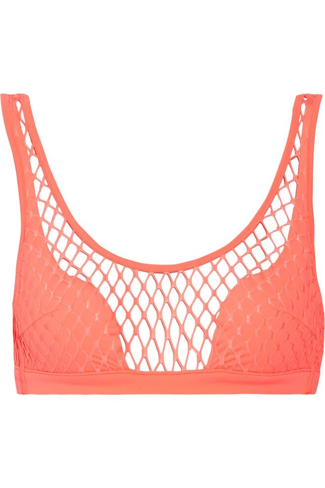 Biquíni em poliamida e elastano, soutien, €180, e cuecas, €135, Agent Provocateur, em net-a-porter.com