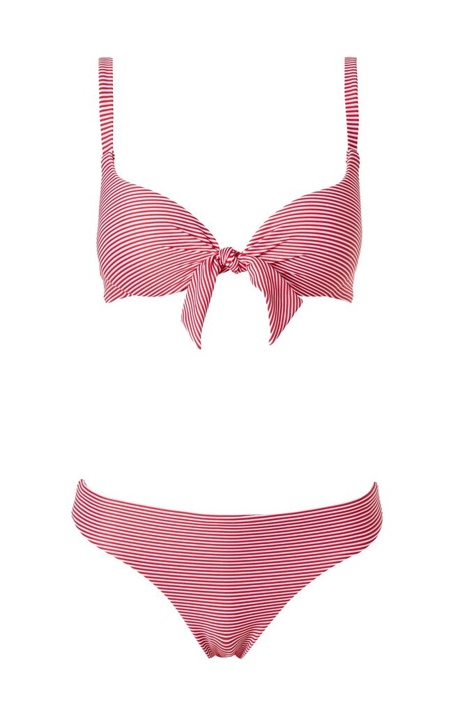 Biquíni em poliamida e elastano, soutien, €40, e cuecas, €20, Calzedonia