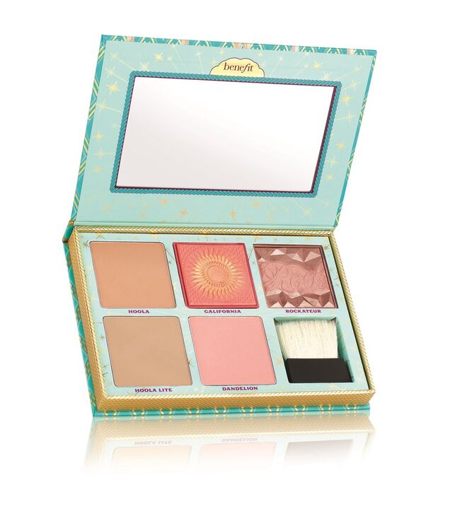 2. Cheek Parade Blush Kit, €59,95, Benefit