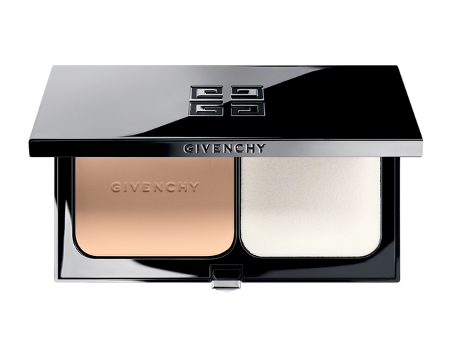 8. Matissime Velvet Compact, € 50,54, Givenchy