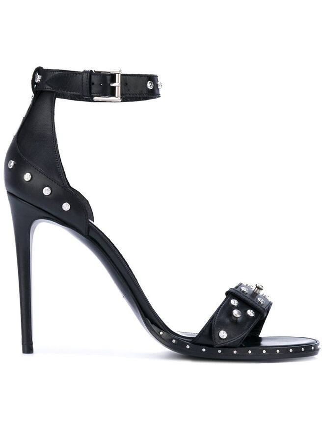 Alexander McQueen €417 Farfetch