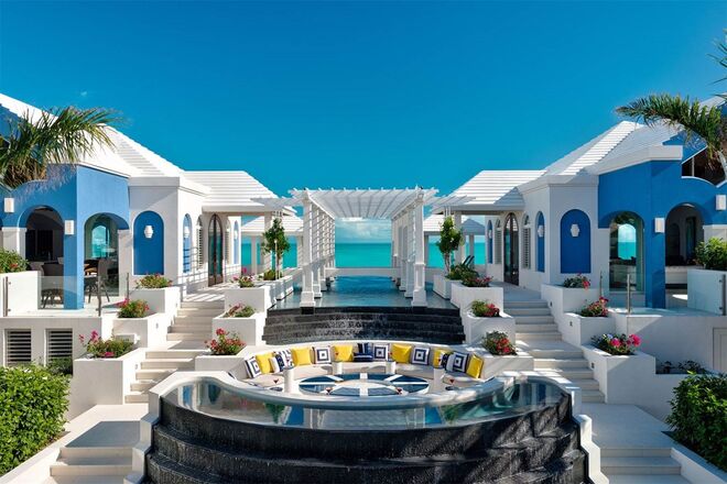 MANDALAY, Long Bay, Ilhas Turcas