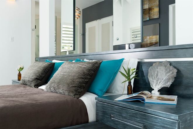 MANDALAY, Long Bay, Ilhas Turcas