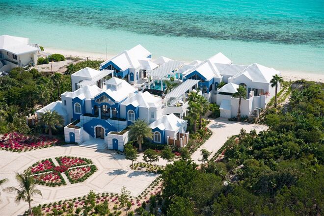 MANDALAY, Long Bay, Ilhas Turcas