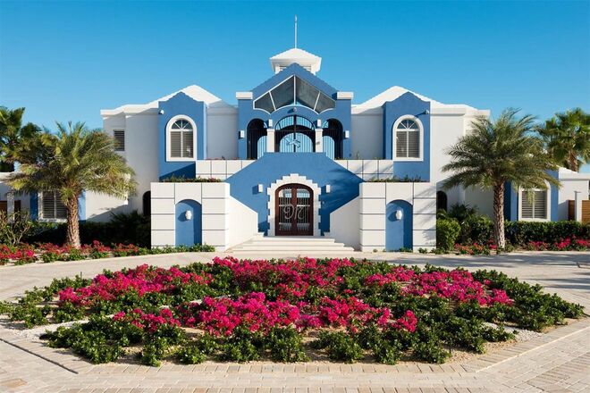 MANDALAY, Long Bay, Ilhas Turcas