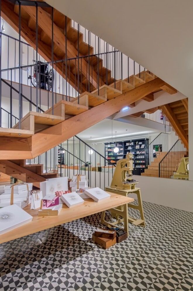 Claus Porto no número 22 da Rua das Flores, Porto