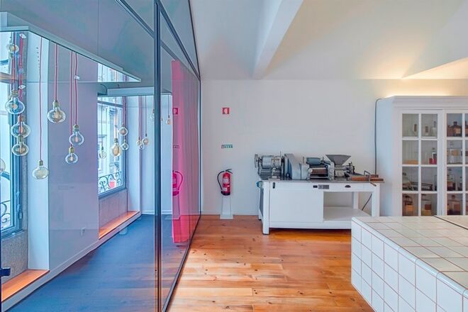 Claus Porto no número 22 da Rua das Flores, Porto