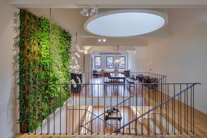 Claus Porto no número 22 da Rua das Flores, Porto