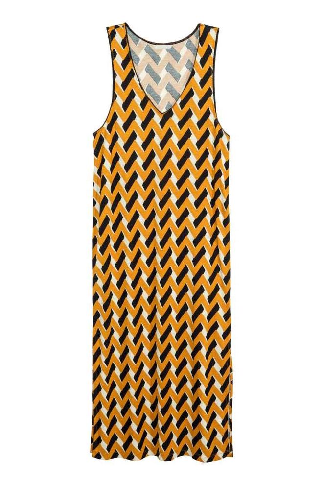 Antes - €14,99. Preço em saldos - €5,99, H&M