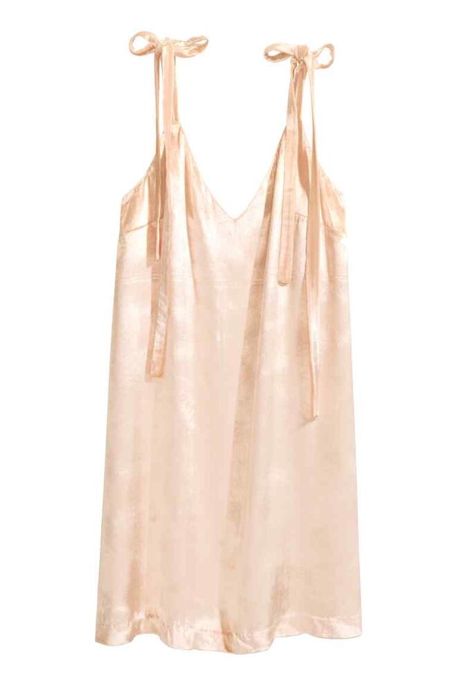 Antes - €49,99. Preço em saldos - €29,99, H&M