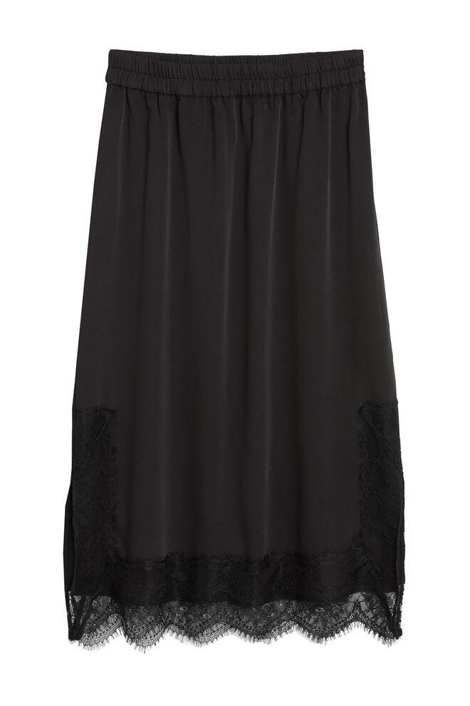 Monki, antes €30, agora €15