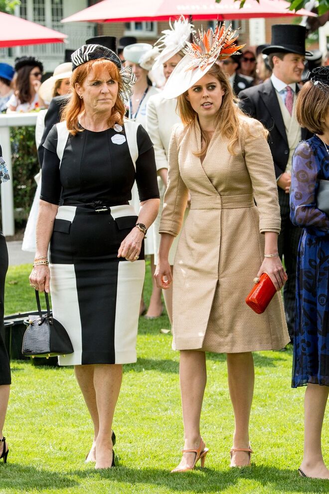 Sarah Fergunson e a filha, princesa Beatrice