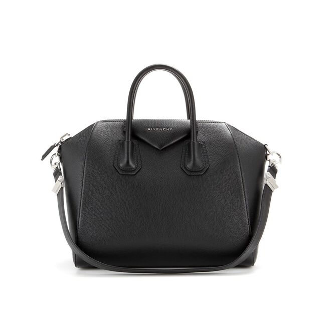 Antigona, Givenchy