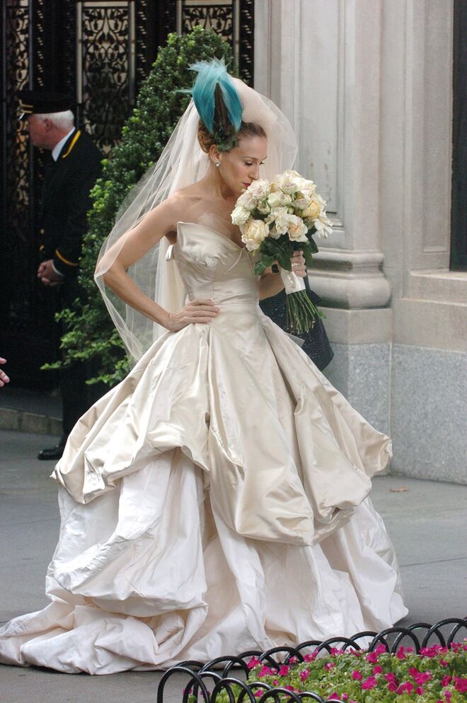 Sarah Jessica Parker com vestido Vivienne Westwood no filme O Sexo e a Cidade (2008)