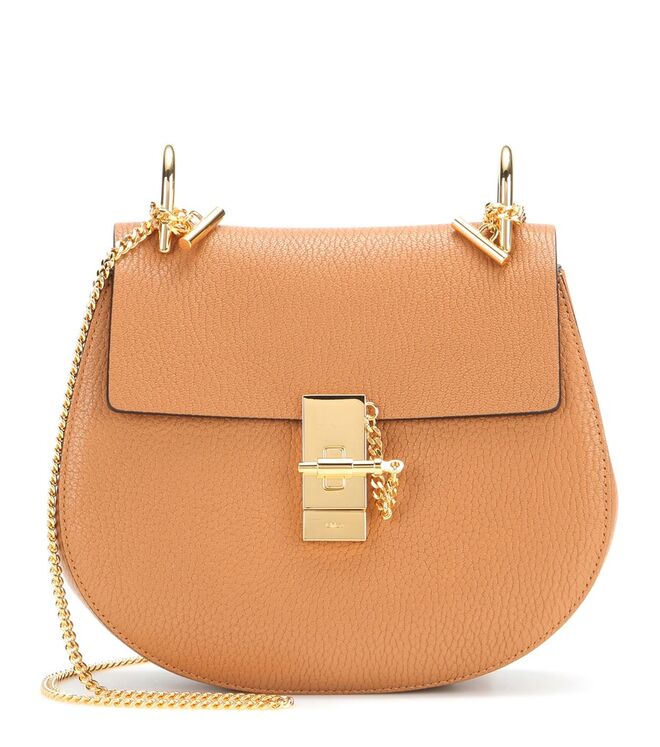 Drew, Chloé