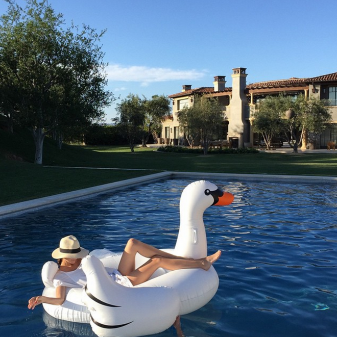 Kourtney Kardashian @Instagram