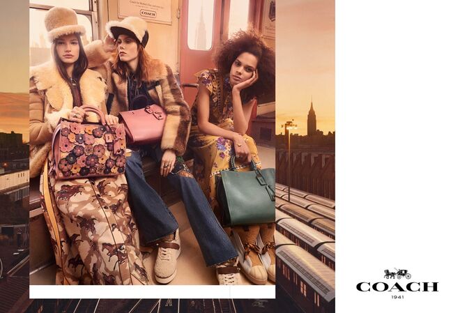 Faretta, Hiandra Martinez, Kiki Willems, Imari Karanja e Cong He. Coach para outono/inverno 2017-2018 | © Steven Meisel