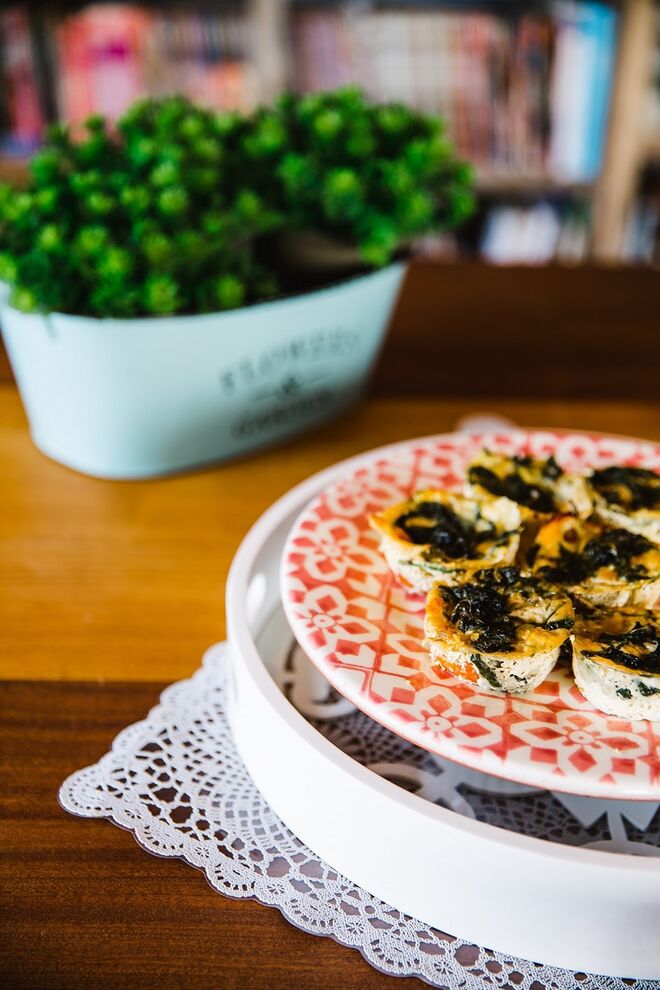 Miniomeletes de espinafres com mozzarela