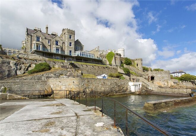 Inniscorrig Castle, County Dublin, Irlanda