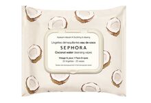 Para a preguiça em desmaquilhar: Coconut Water Cleansing Wipes, €6,55, Sephora