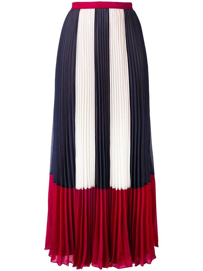 Red Valentino, antes €650, agora €390, em farfetch.com