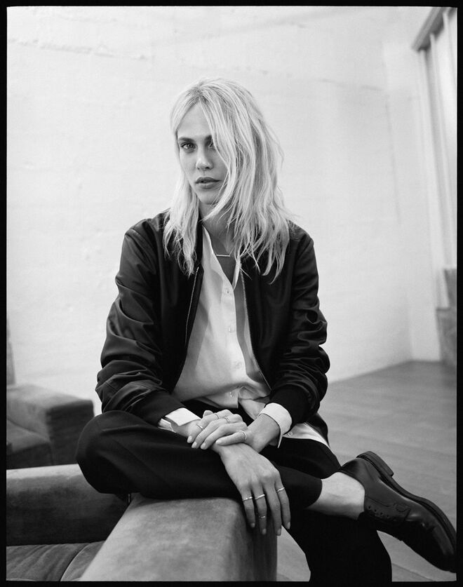 Aymelide Valade é o novo rosto da Chopard